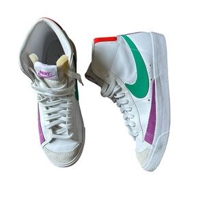 Nike‎ Blazer Mid 77 Women's Multicolor High-Top Sneakers Size 8